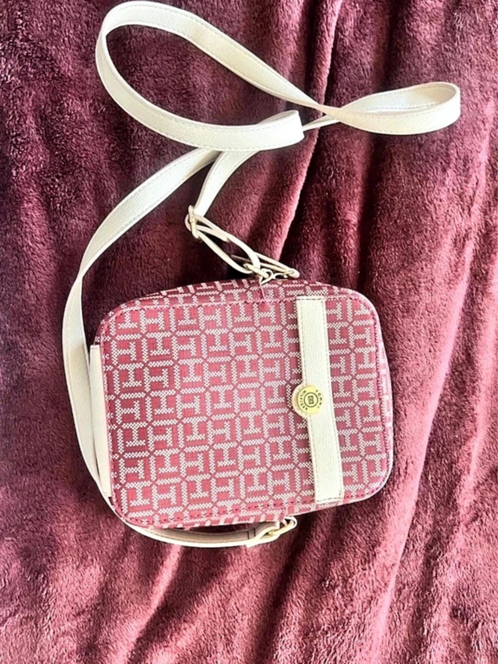 Tommy Hilfiger TH Monogram Crossbody Camera Bag Red & White